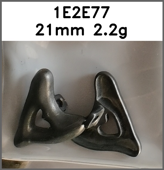 蘑菇扣_三角形_两孔图片