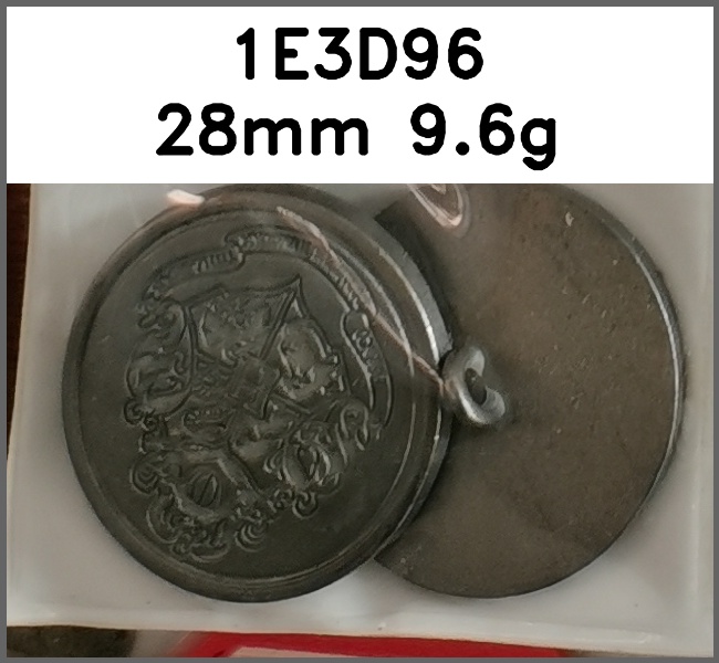 蘑菇扣_O脚_刻花图片